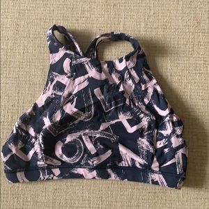 free to be Lululemon sports bra